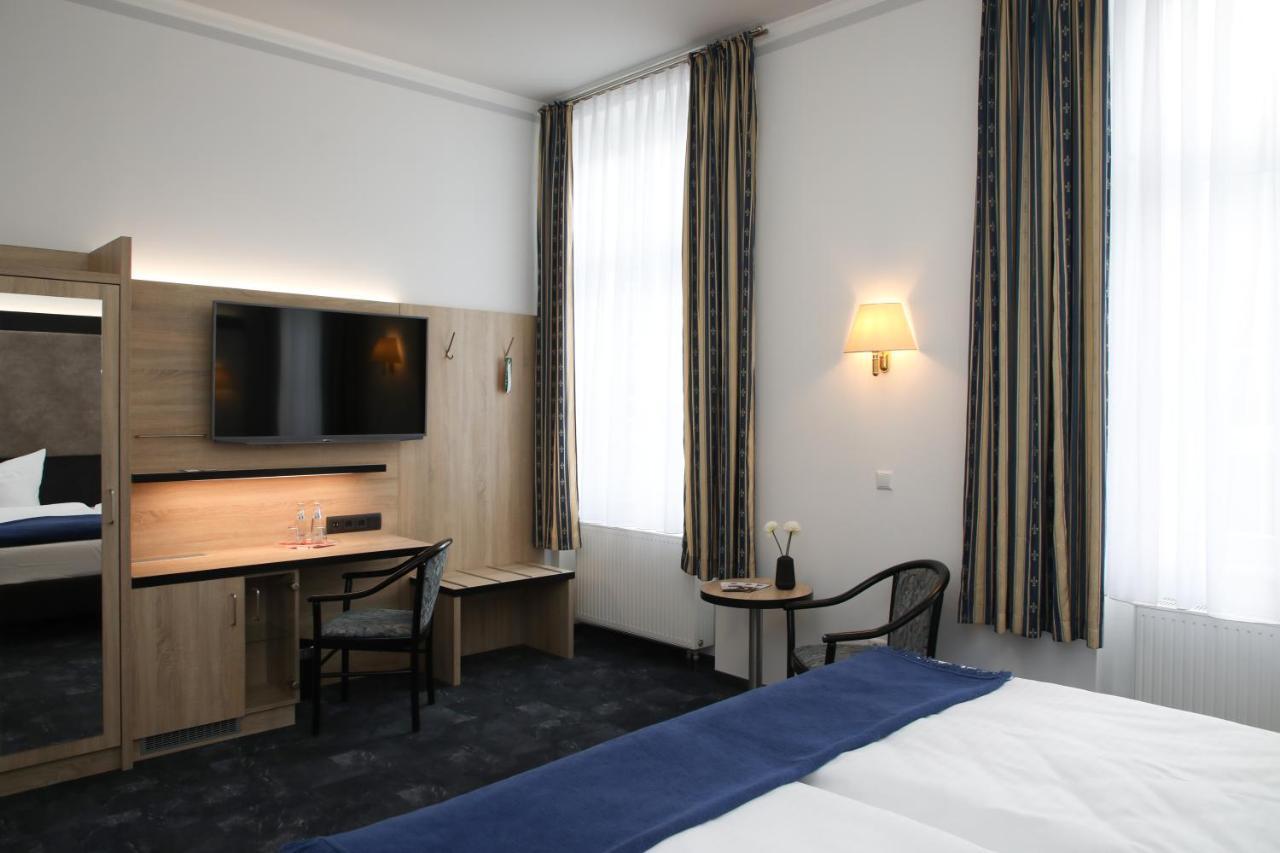 Hotel Zur Kulturweberei ฟินสเตอร์วาลเดอ ภายนอก รูปภาพ